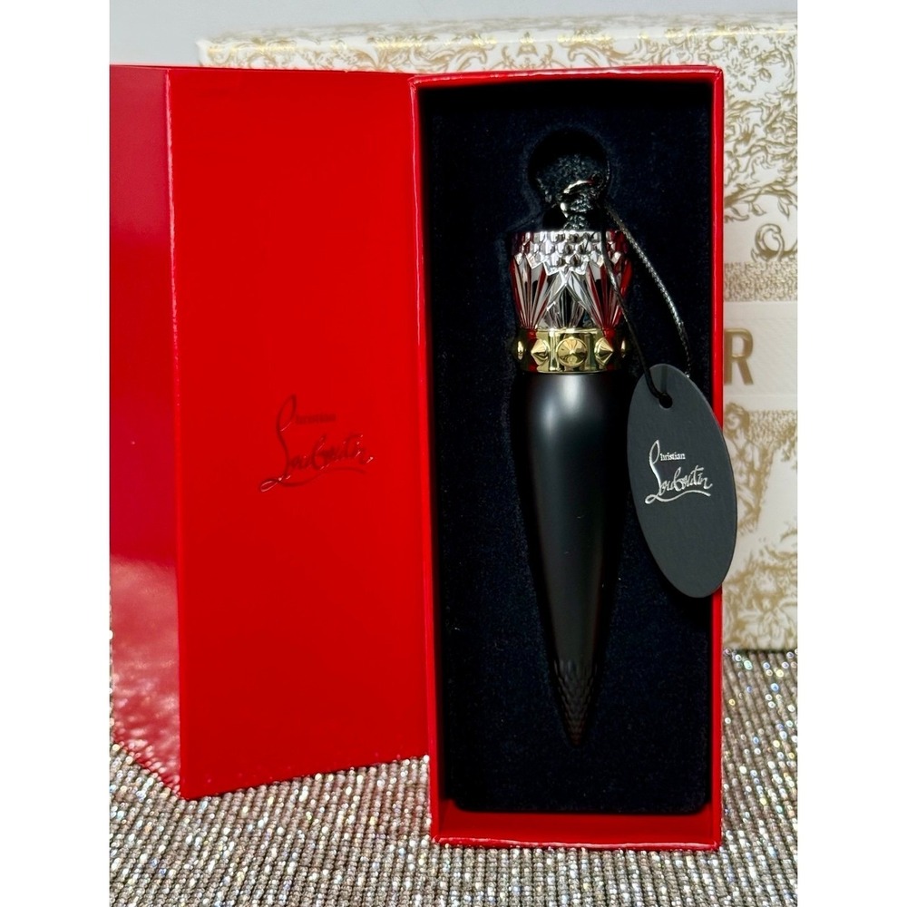Christian Louboutin Rouge Louboutin Velvet Matte Lipstick 005M Red Drahmadouce
